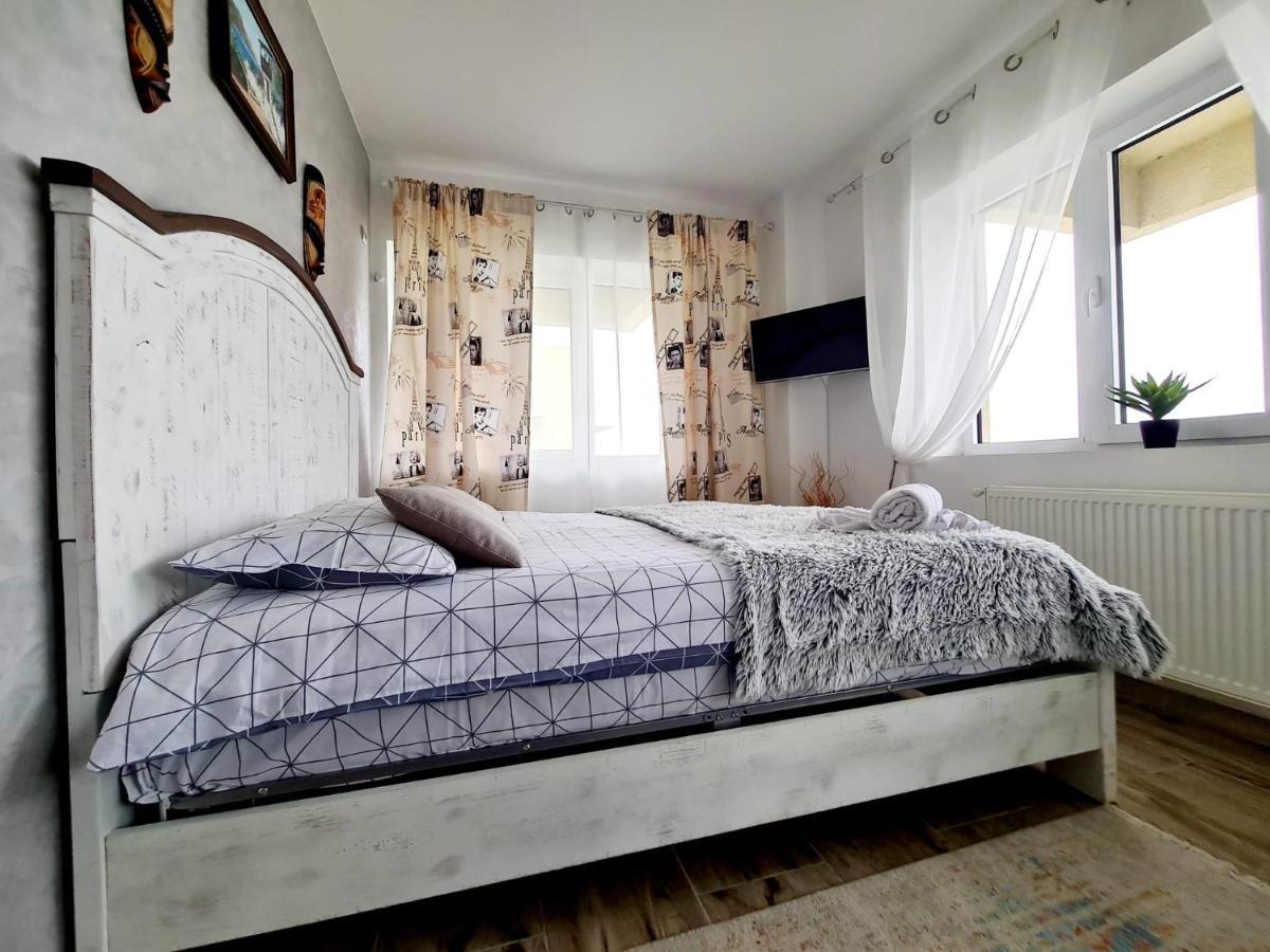 Moonlight Residence Mamaia Esterno foto
